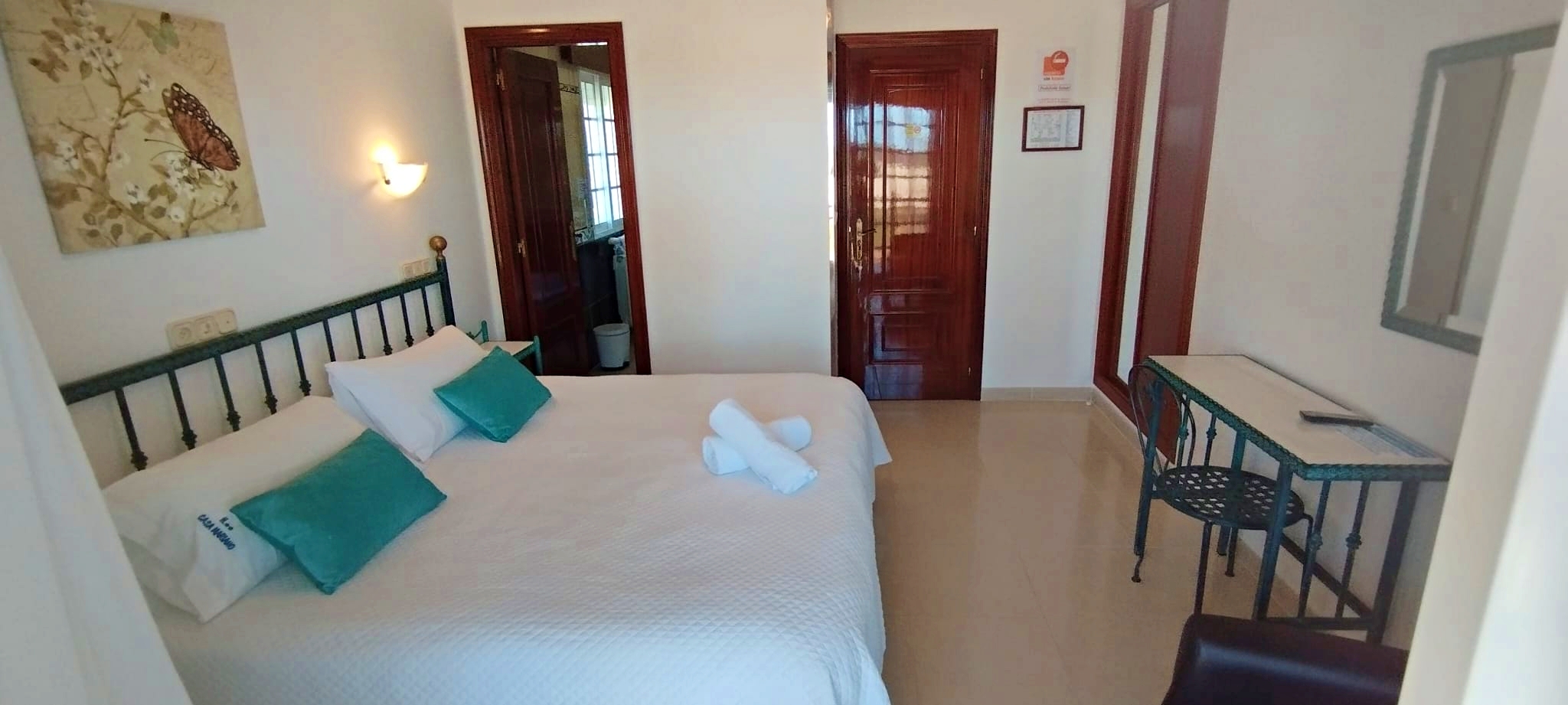 Dormitorio amplio y reformado en Casa Mariano